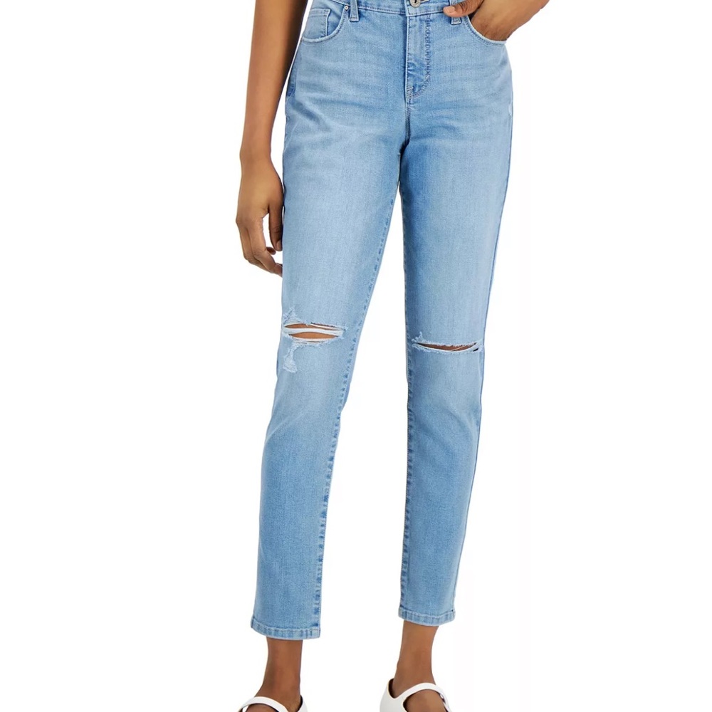 Distressed Jeans